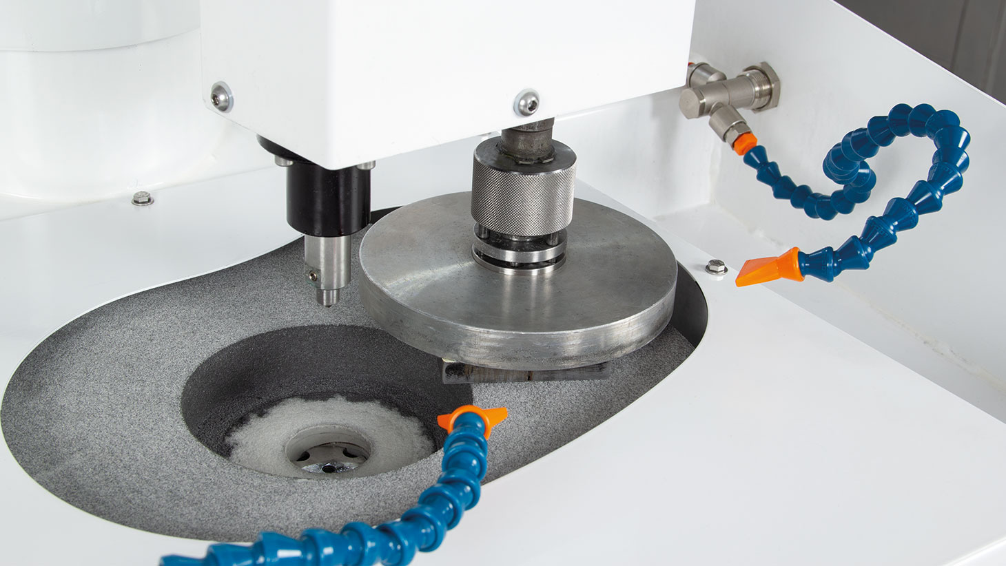 Prepolishing of large raw samples.